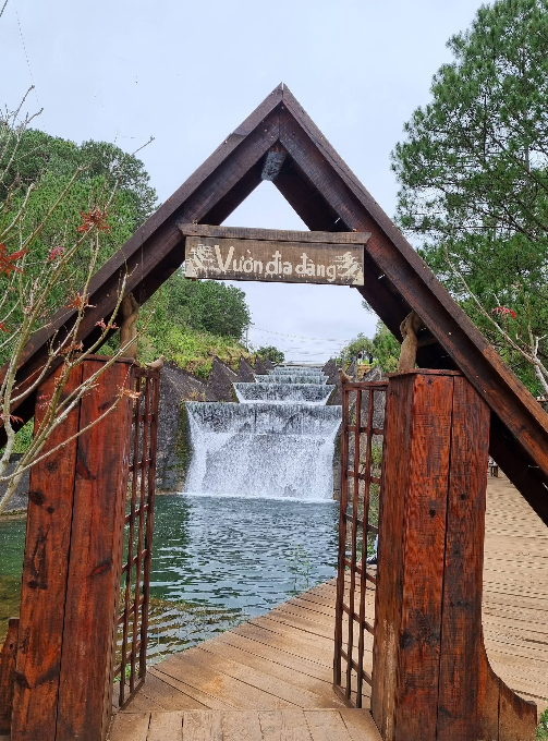 Vườn Địa Đàng