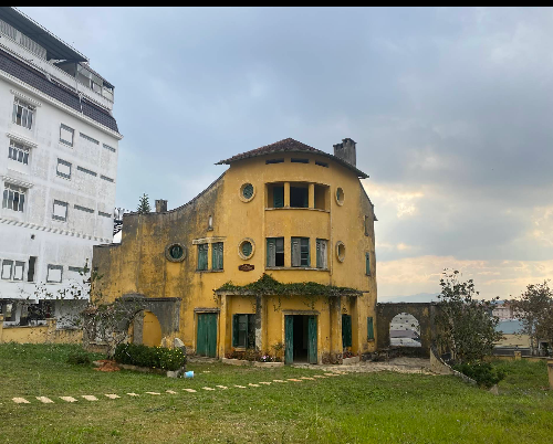 Biệt Thự Hoa Hồng (đường Cô Giang)